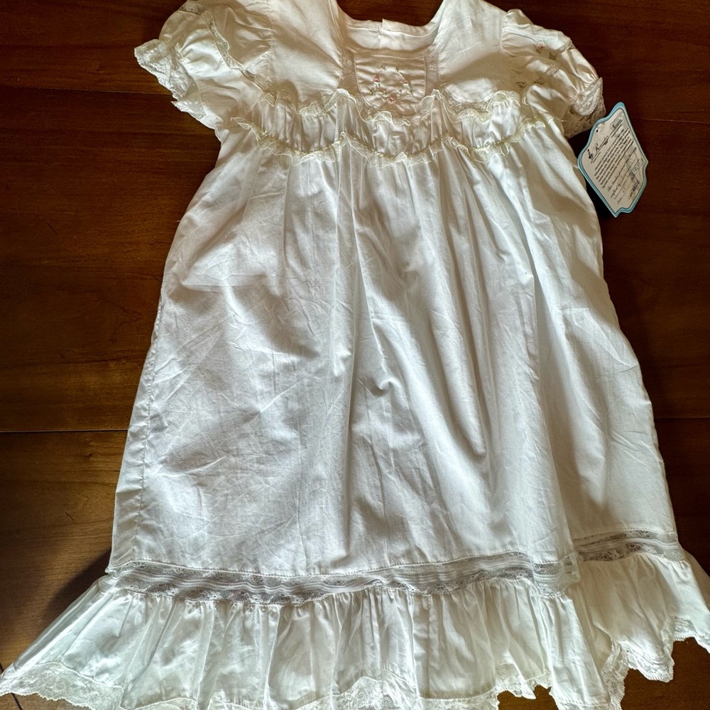 Remember Nguyen White with Pink Rose Embroidery and Lace Size 4T NWT